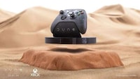 Floating Illusion Gaming Controllers Image 2