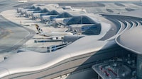 Sand Dune-Inspired Airport Roofs Image 3