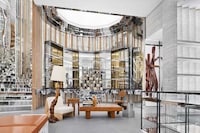 Luxe Fashion Flagship Stores