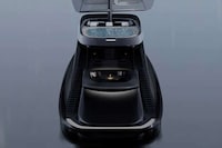 Organically Contoured Superyachts Image 1
