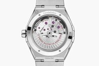Meteorite-Infused Timepieces Image 3