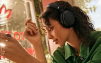 Hybrid ANC Headphone Models Image 1