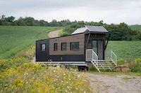Upgraded Off-Grid Tiny Homes Image 1