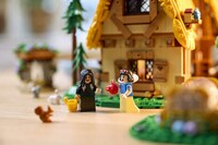 Fairy Tale-Inspired Puzzle Sets Image 3