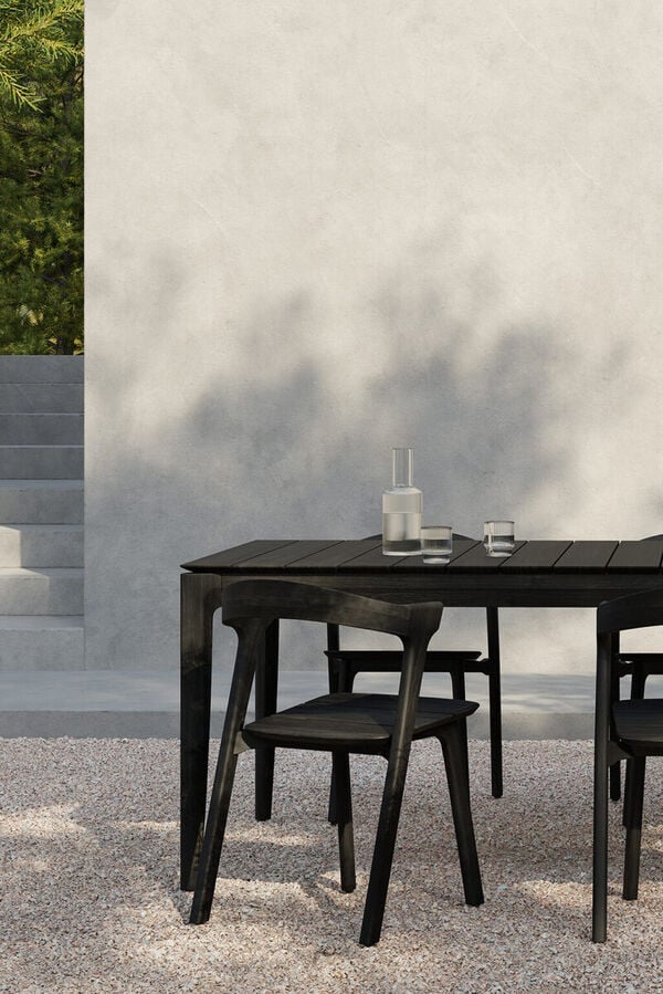 Sleek Black Furniture Varnishes