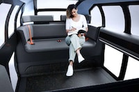Autonomous Amphibious Vehicle Designs Image 3