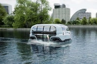 Autonomous Amphibious Vehicle Designs Image 4