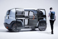 Autonomous Amphibious Vehicle Designs Image 6