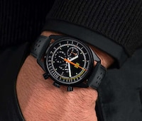 Retro-Style Racer Timepieces Image 4