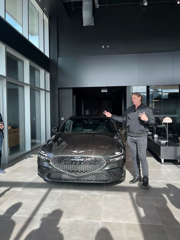 Auto Brand Golf Experiences
