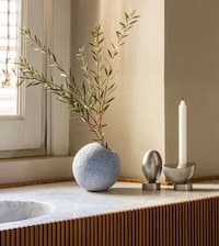Exquisite Circular Vases Image 2