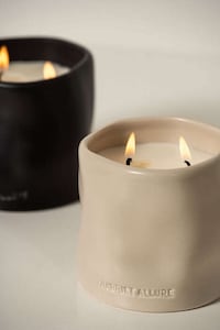 Comforting Aromatic Candle Collections Image 4