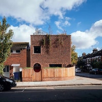 Charismatic Garden-Centric Homes Image 2
