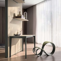 Adaptable Ergonomic Office Seating Image 3