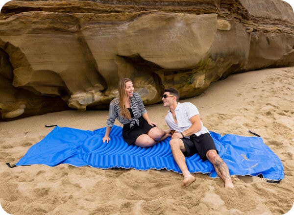 Multifunctional Crowdfunded Hammocks