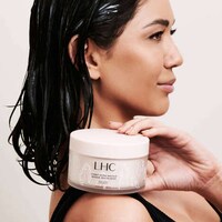 Targeted Nutritive Haircare Image 2