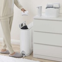 Odor-Absorbing Diaper Cans Image 1