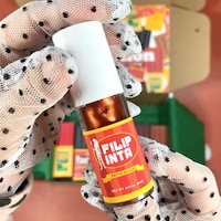 Savory Condiment Lip Glosses Image 2