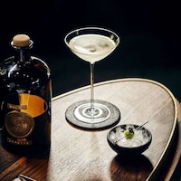 Oceanic Gin Martinis