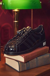 Fashion Collaborative Sneaker Models Image 2