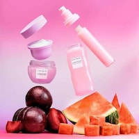 Oil-free Refillable Moisturizers Image 1