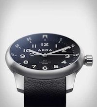 Minimalist Concave Dial Timepieces Image 3
