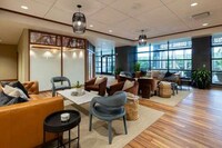 Exclusive Hawaiian Airport Lounges Image 5