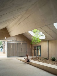 Gabled Planted Courtyard Schools Image 2