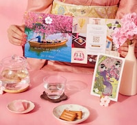 Sakura-Inspired Snack Boxes Image 3