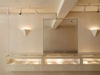 Subtly Luxurious Jewelry Stores