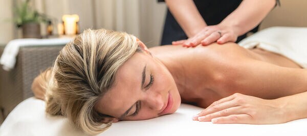 Wellness-Emphasizing Spa Programming