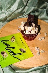 Zesty Candied Pistachios Image 4