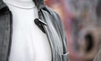 Receiver-Free Lapel Microphones Image 2