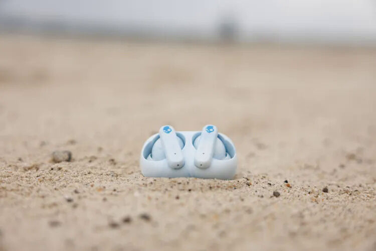 Sustainable Wireless Earbuds
