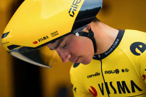 Aerodynamic Professional Cyclist Helmets