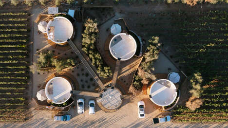 Suspended Connected Cabin Hotels