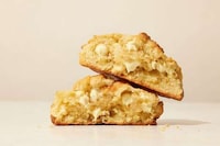Lemon-Flavored Cookie Launches Image 1