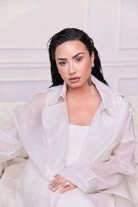 Celebrity-Backed Injectable Campaigns