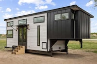 Luxe Amenity Tiny Homes Image 2