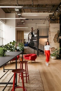 UK-Based Dynamic Office Spaces Image 3