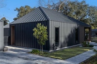 Monolithic Metal-Formed Homes Image 2