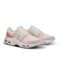 Performance-Focused Training Sneakers Image 1