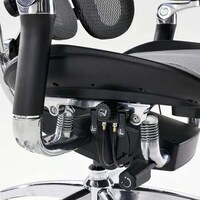 Gravity-Defying Office Chairs Image 7
