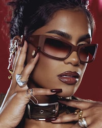 Influencer-Inspired Eyewear Capsules Image 2