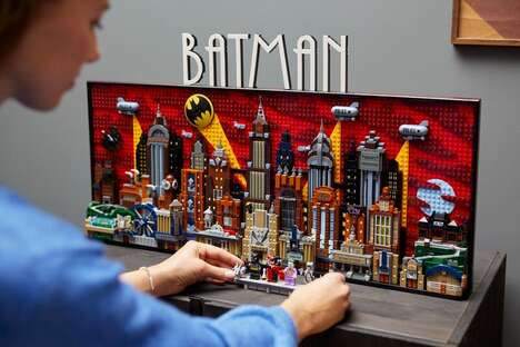 Buildable 3D Superhero Displays