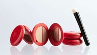 Multi-Dimensional Complexion Compacts Image 1