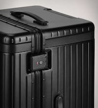 Luxe Retro-Inspired Luggage Designs Image 6