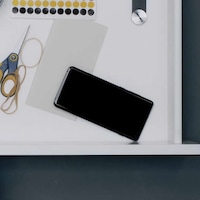 Resurrected Used Smartphones Image 3