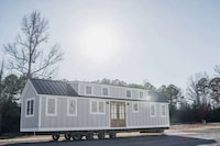 Spacious Portable Compact Bunkhouses