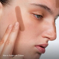 Nourishing Bronzer Balms Image 4